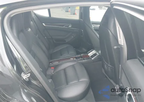 2010 Porsche Panamera 4S z USA, uszkodzony, nr VIN WP0AB2A77AL064087